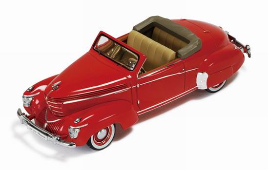 1:43 GRAHAM PAIGE ROADSTER SHARKNOSE 1939 RED
