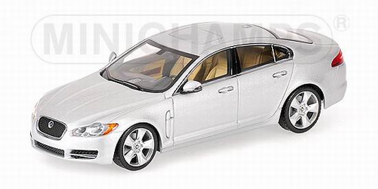 1:43 JAGUAR XF 2007 SILVER