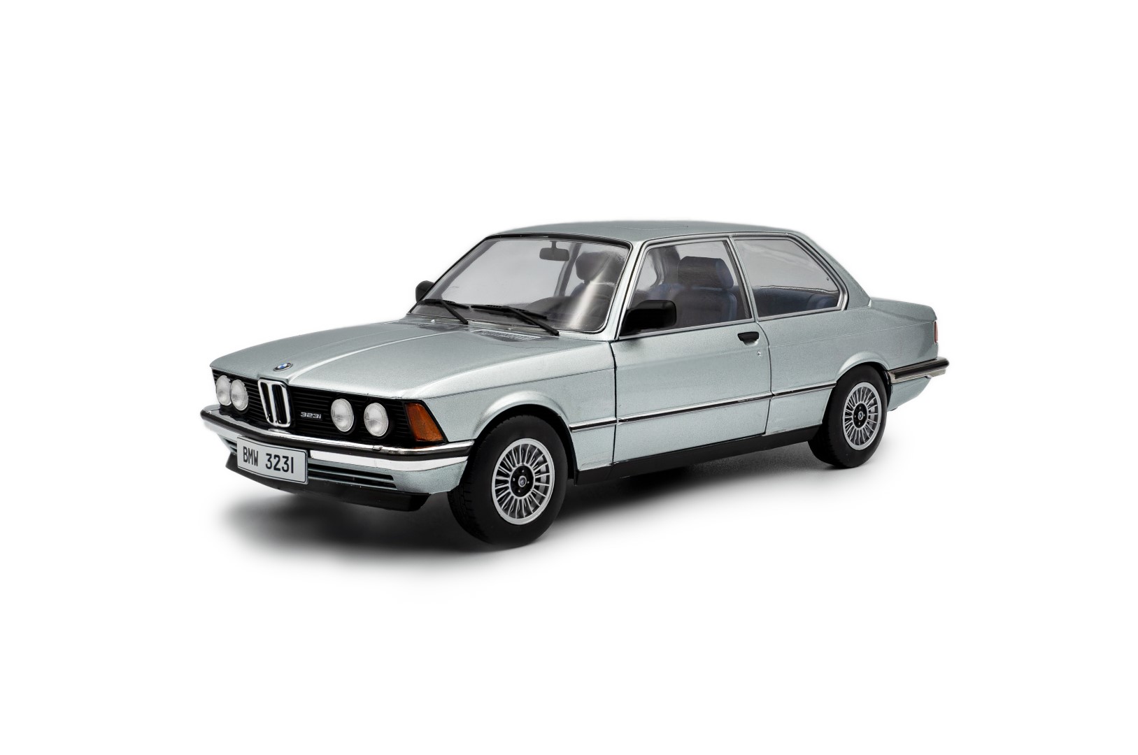 1:18 BMW E21 323I SAPHIRBLAU METALLIC 1980 - SOLIDO - S1812801
