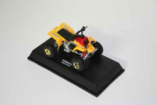 1:32 YAMAHA BANSHEE YELLOW / RED