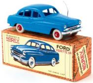 1:43 FORD VEDETTE BLUE - PLASTIC